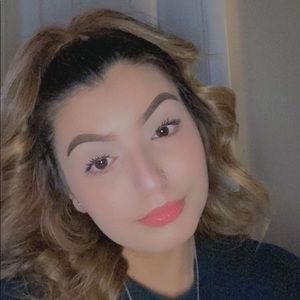 Meet your Posher, Brisa